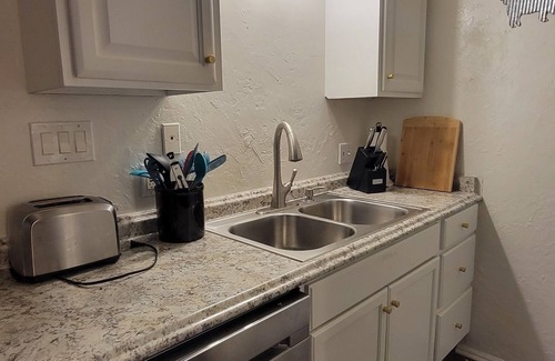 Tempe Apartment | Pine Grove - Cozy Tempe 1br Apartment