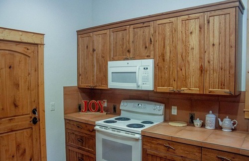 Sisters House | Pine Grove Home in Sisters