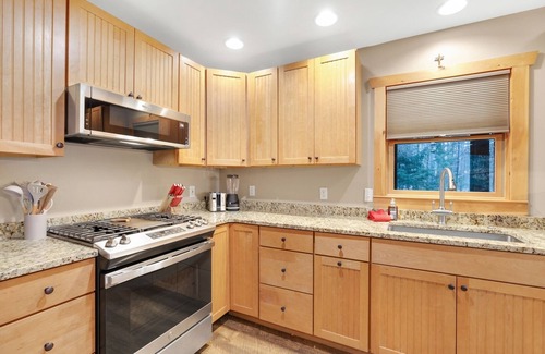 Bethel House | Pine Haven Hideaway | 4 Bed, 2.5 Bath