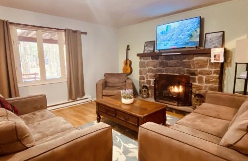 Lake Harmony Estates House | Pine Heaven: 3 Miles to Big Boulder Ski Mountain!NEW PROMO