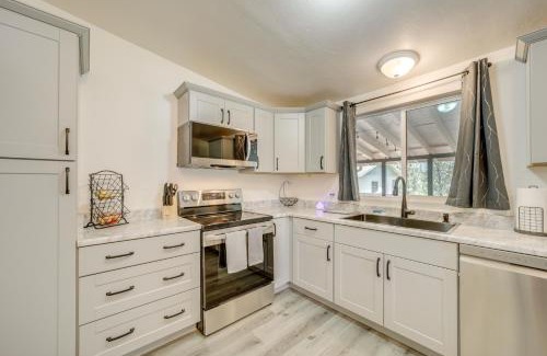 Pine House | Pine Home with Decks and Grill Less Than 1 Mi to Downtown!