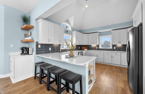 Pine Island House | Pine Island Perfection - 3min to beach w Pool,Spa!