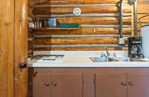 Cheyenne Crossing Cabin | Pine Knot Cabin With Sleeping Porch
