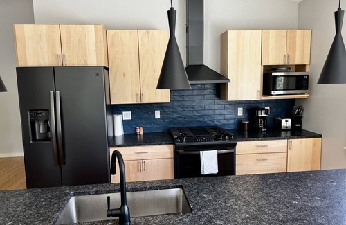 Southwest Harbor House | Pine Lodge: 2-bedroom vacation home minutes to Acadia National Park