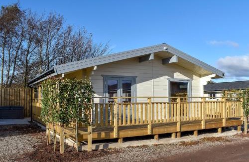 Lindal in Furness House | Pine Lodge - Uk30007