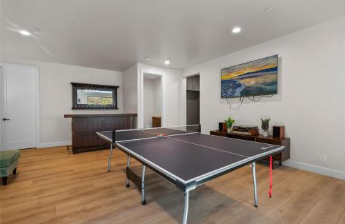 The Village House | Pine Meadow All Seasons Lodge - Luxurious 4 BR, Sleeps 16, Village Area
