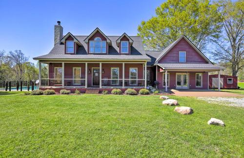 Pine Mountain Valley House | Pine Mountain Valley House with Pool and Grill!
