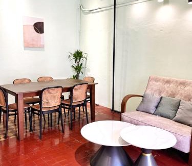 Downtown George Town House | Pine Muntri