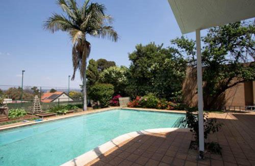 Greater Johannesburg Metropolitan Area House | Pine Park Garden Cottages