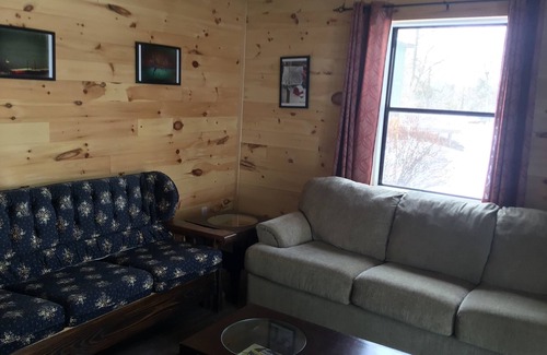 Milford Cottage | Pine Point- Rustic Waterfront 2 bedroom Cottage