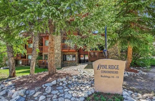 Four O'Clock Apartment | Pine Ridge 11E condo