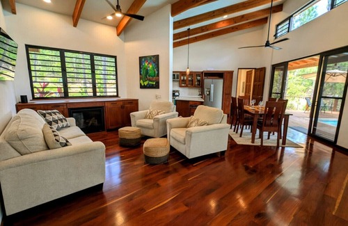 Blancaneau Villa | Pine ridge retreat villa w/pool & waterfall