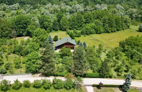 Bihac Apartment | Pine River Dobrenica