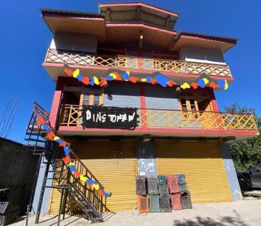 Manali Bed & Breakfast | Pine Tower Inn