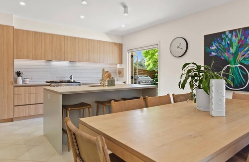 Mount Eliza House | Pine Tree Resort
