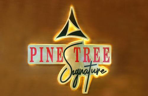 Little Mount Hotel | Pine Tree Signature