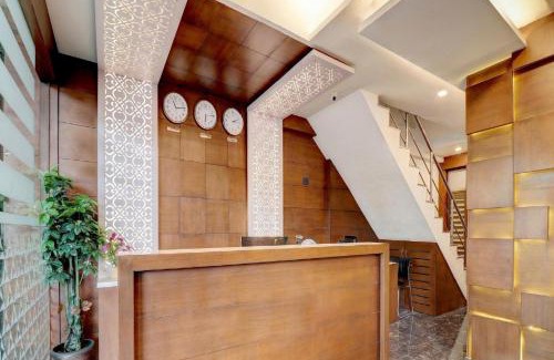 Little Mount Hotel | Pine Tree Signature