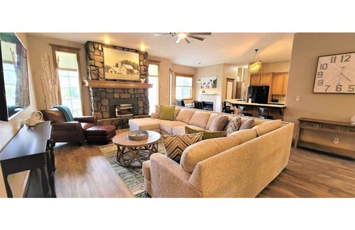 Pine Valley Cabin | Pine Valley | Family Fun | Come Make Memories Last