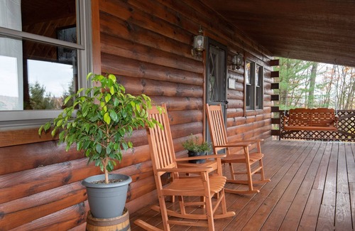 Elliottsburg Cabin | Pine View Cottage | 3 Bed, 1 Bath
