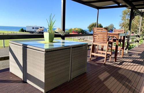 Emu Bay House | Pine View Holiday Rental -Emu Bay