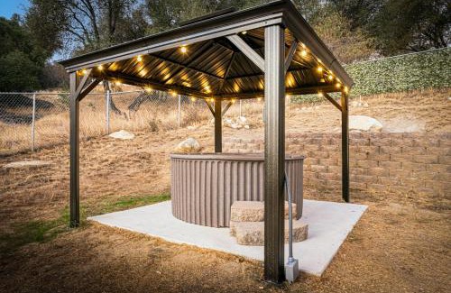 Oakhurst House | Pine View Paradise