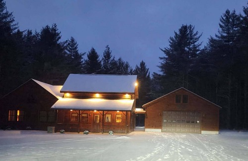 Brantingham Cabin | Pine View Retreat | Walk to Lake | Game Room