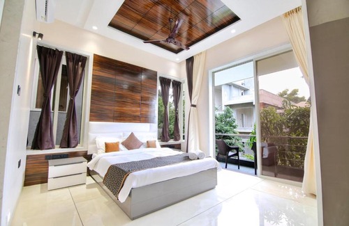 St.Stanislaus Villa Villa | Pine Villa- Blanca