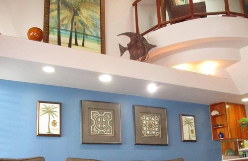 Honokowai Condo | Pineapple Condo Ocean Front/Sandybeach - Weekly Discount
