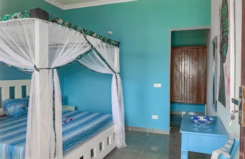 Nungwi Bed & Breakfast | Pineapple House