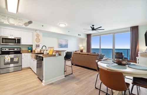 Panama City Beach Condo | Pineapple Paradise - Gulf Front 1BD + Bunk, 2BA, Sleeps 6 in Shores of Panama