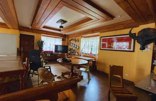 Kabayan Hostel | Pinecone Lodge & Restaurant