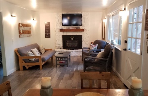 Cold Springs Cabin | PinecrestAreaRentals #20 Adorable Cabin!