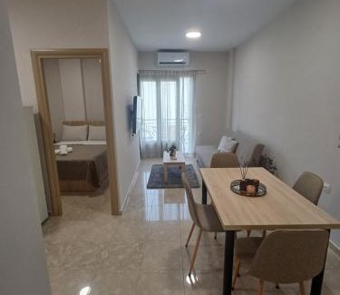Koulouria Apartment | Pinelopi Studio