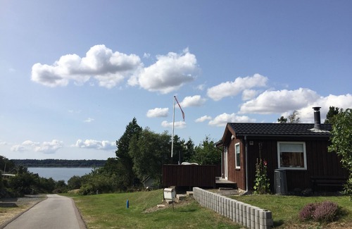 Sallingsund Cottage | Pinen, Glyngøre. Lovely holiday cottage with fantastic view over the Limfjord.