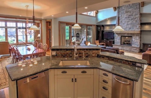Grand Bend Cottage | Pinepoint Lakefront Cottage- Ultimate Luxury In Southcott Pines!