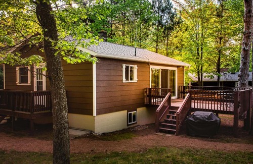 Wautoma House | Pineridge Hideaway