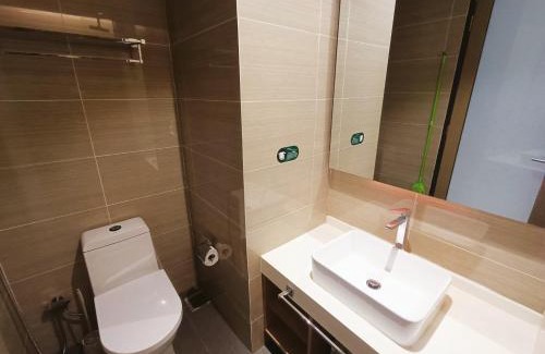 Tanjong Bidara Apartment | Pines Studio Melaka Private Suites