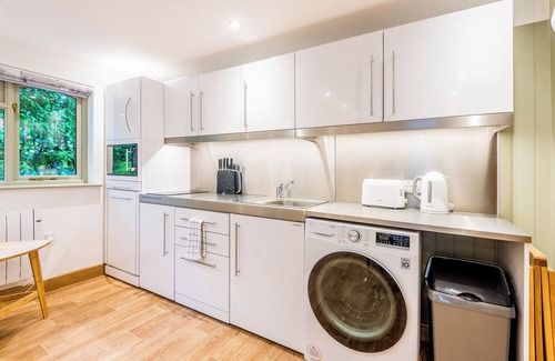 Carlyon House | Pinetum Garden Cottages