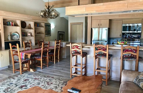 Zephyr Cove House | PineWild, a Gated Lakefront Complex on Marla Bay