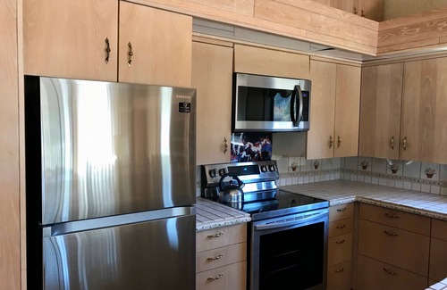 Zephyr Cove House | PineWild, a Gated Lakefront Complex on Marla Bay