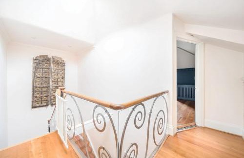 Belsize Apartment | Ping Pong Flat
