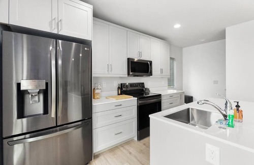 Whittier Heights Apartment | Pingu's sweet suite - Micro Studio - 91Walkscore