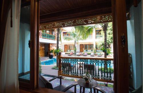 Old City Hotel | Pingviman Hotel