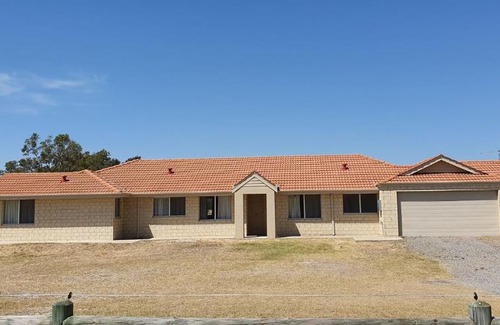 Pinjarra Resort | Pinjarra Caravan Park and Cabins