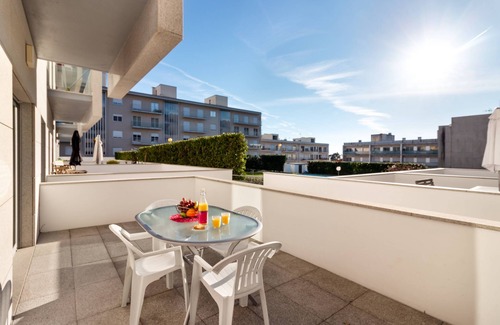 Monserrate Apartment | Pink Apartment - Spacious Apartment with Pool