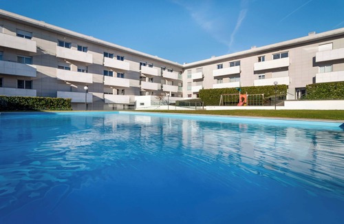 Monserrate Apartment | Pink Apartment - Spacious Apartment with Pool