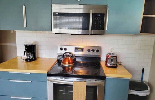 Coral Harbour Apartment | Pink Coral Getaway 2Br King Bed