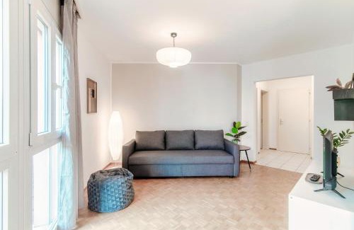 Chiasso Apartment | Pink Flat 2 by Quokka 360 - At the border of Switzerland