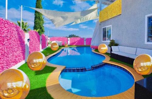 Paradise Hills House | Pink Luxe Spa Retreat