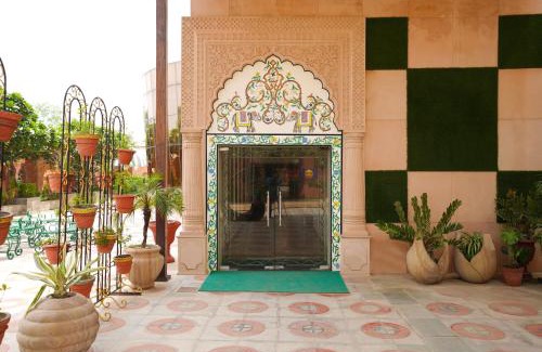 Jaipur Resort | Pink Pearl Hotel By Chokhi Dhani